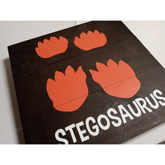 Hobby Lobby 9" x 9" Dinosaur Wood Artwork Set of 2 - Picture 4 of 7